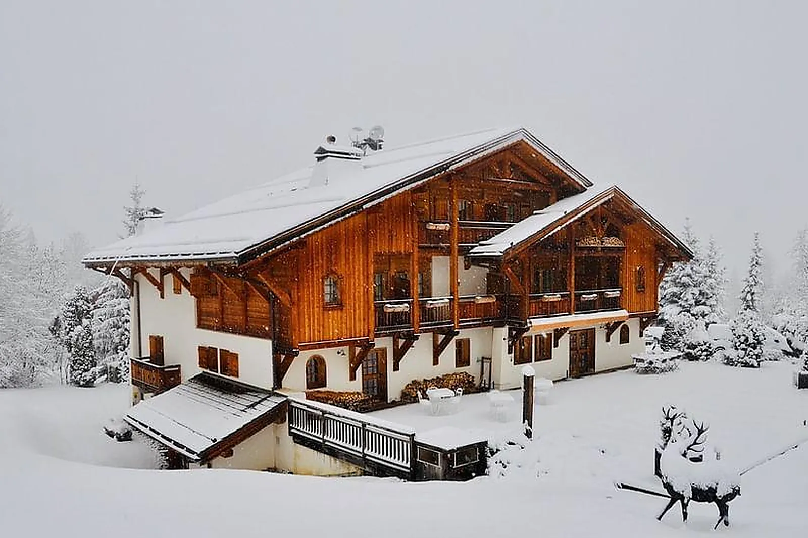 Lieux événementiels, CHALET EMPEREUR