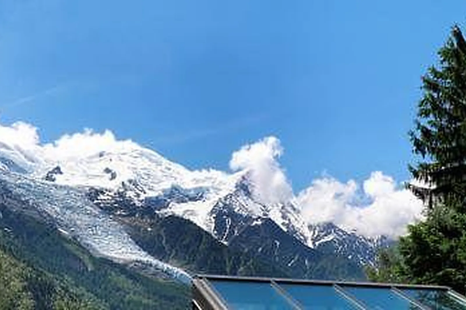 Lieux événementiels, CHALET HÔTEL LE PRIEURÉ ***