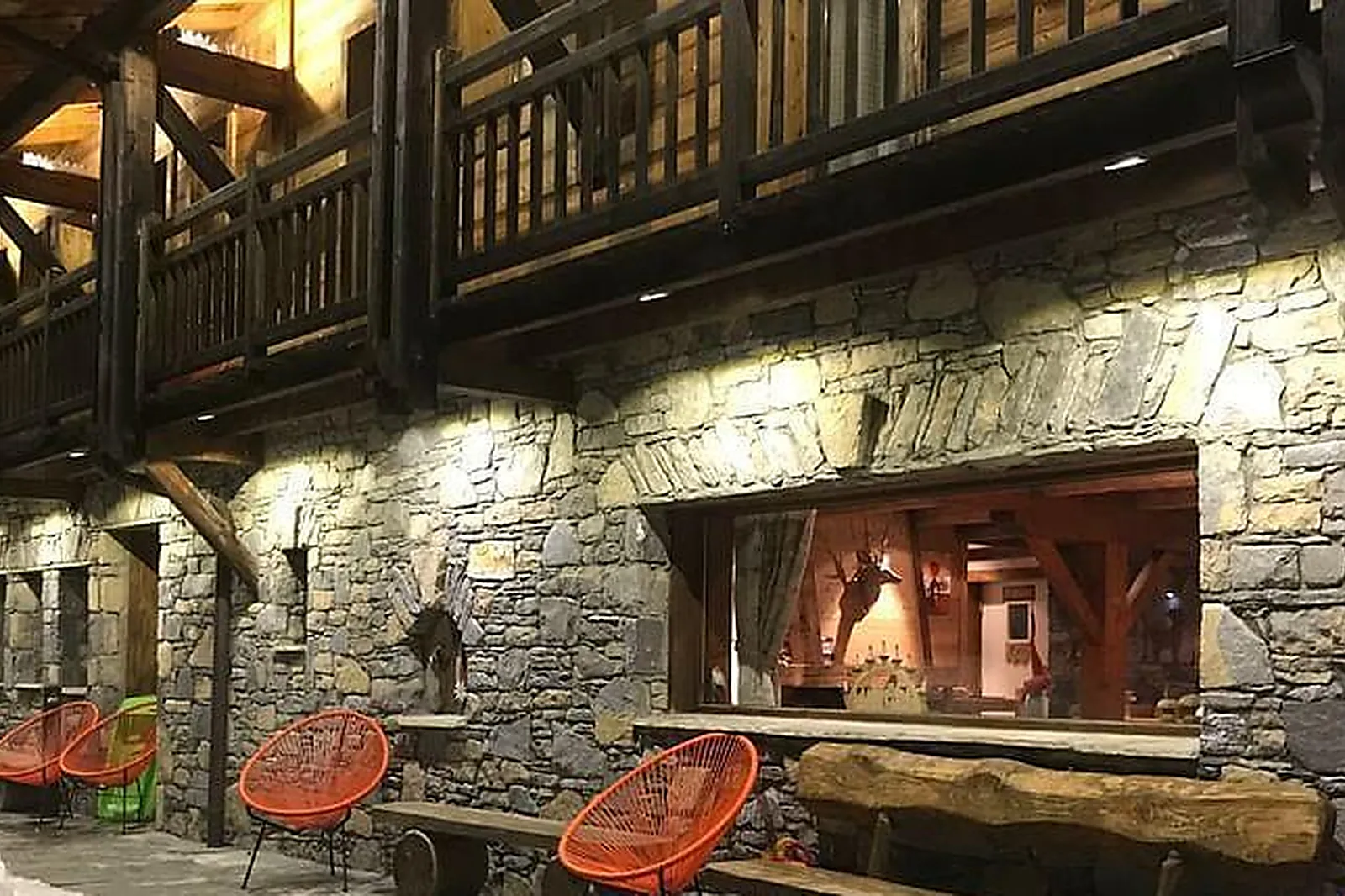 Lieux événementiels, CHALET DE L'ARMANAZ