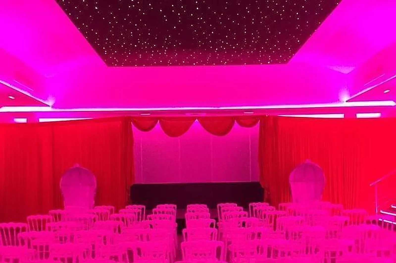 Lieux événementiels, CHALET DES PINS