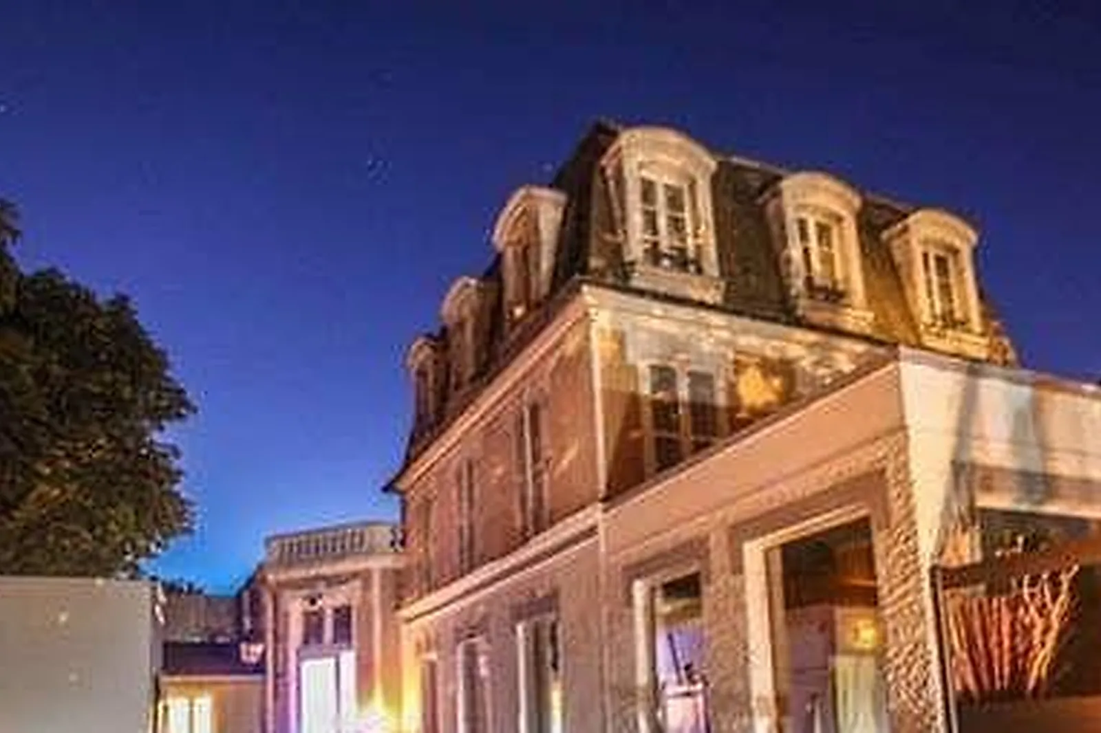 Lieux événementiels, CHALET DES PINS