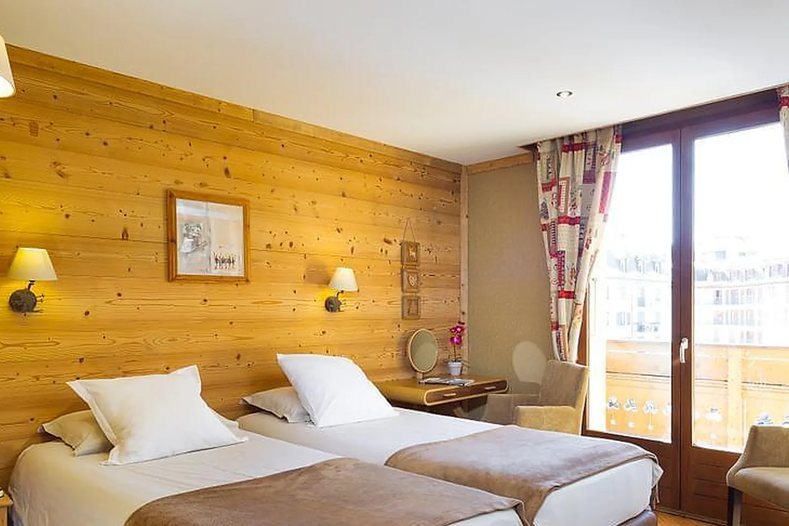 Lieux événementiels, CHALET HÔTEL LES GOURMETS***