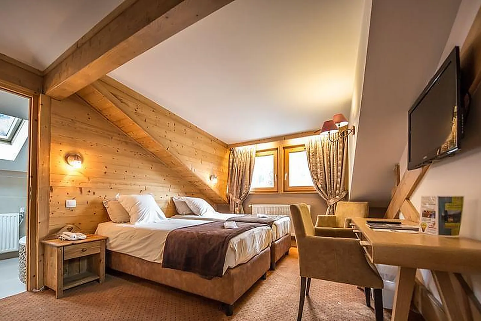 Lieux événementiels, CHALET HÔTEL LES GOURMETS***