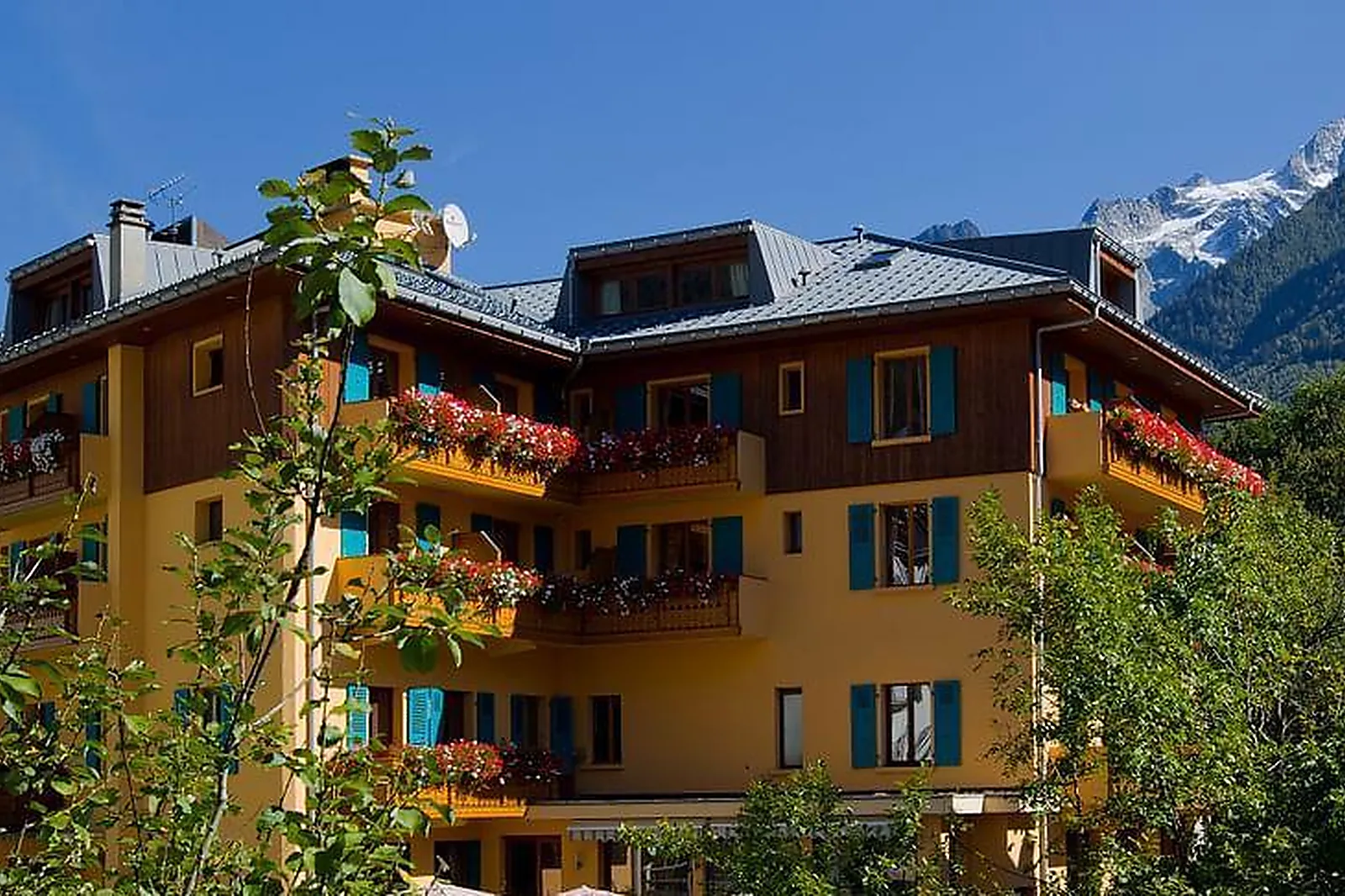 Lieux événementiels, CHALET HÔTEL LES GOURMETS***