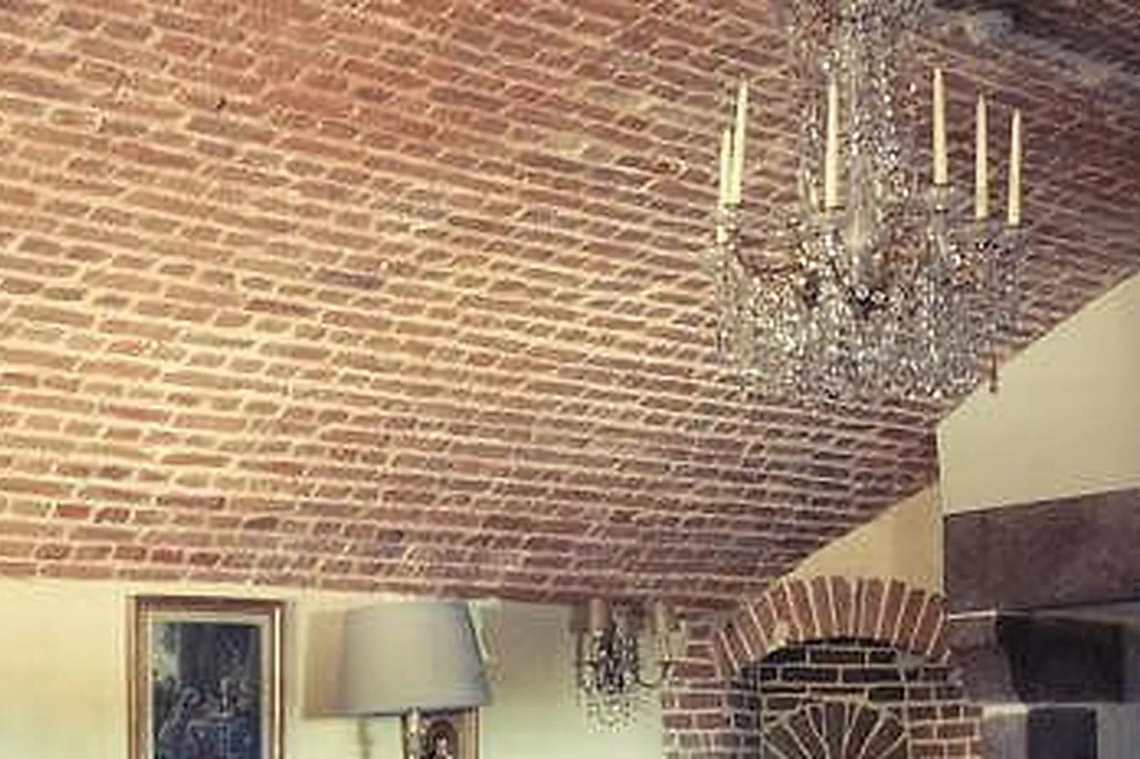 Lieux événementiels, CHATEAU D'APIGNÉ *****