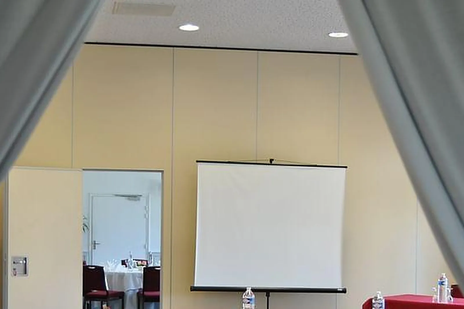 Lieux événementiels, CHATEAU D'APIGNÉ *****