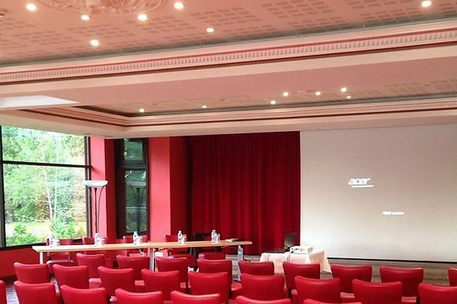 Lieux événementiels, CHATEAU D'EPEYSSOLES-GEORGES BLANC