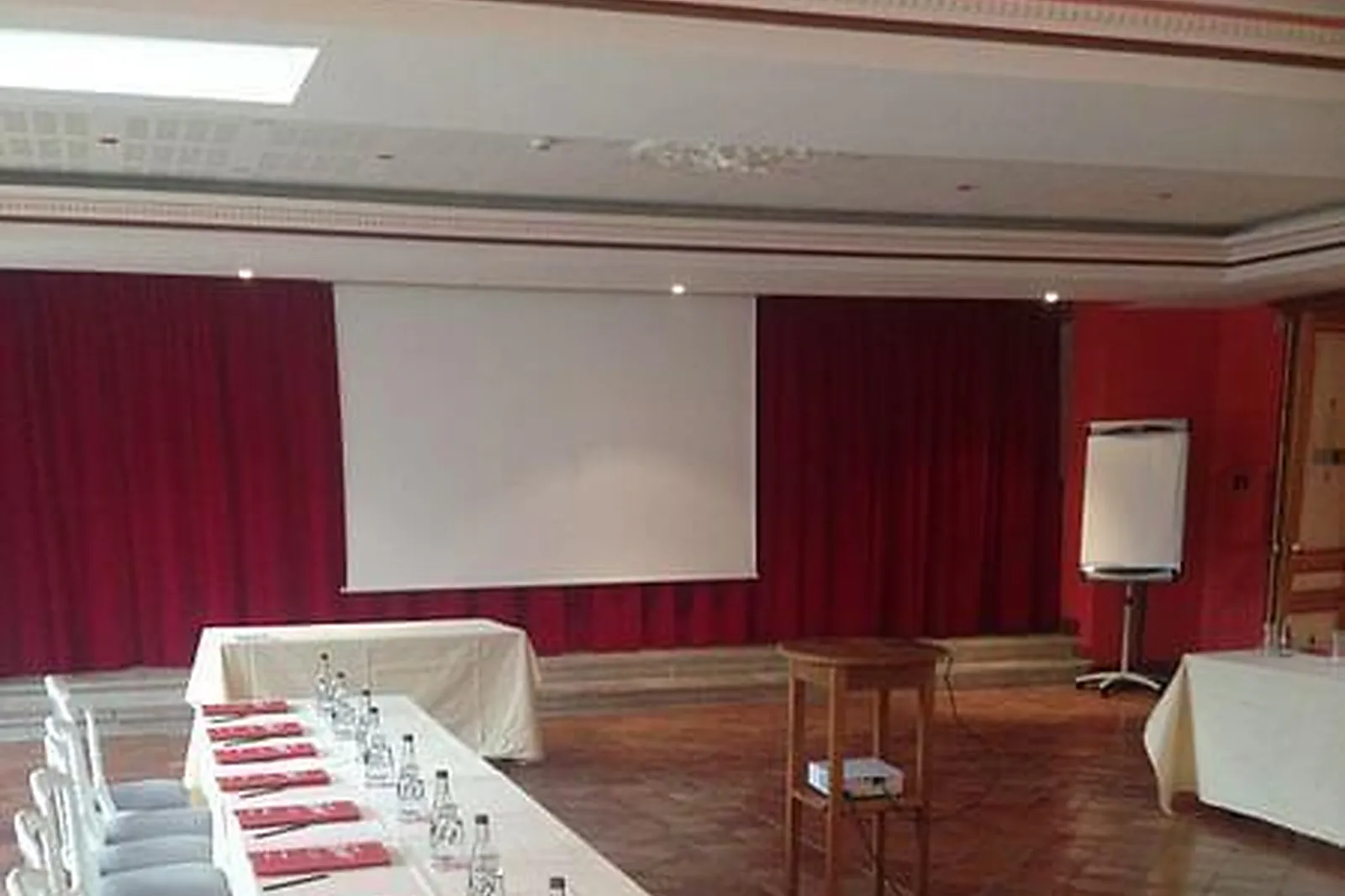 Lieux événementiels, CHATEAU D'EPEYSSOLES-GEORGES BLANC