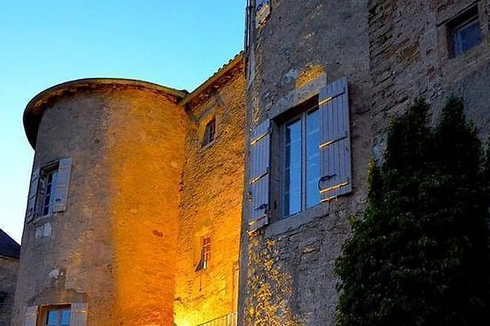 Lieux événementiels, CHATEAU D'IGE****