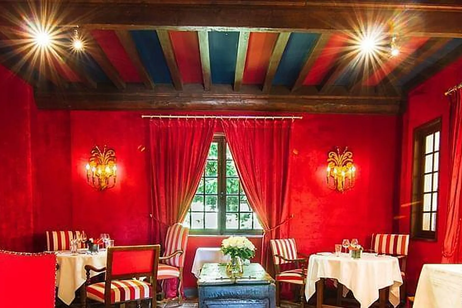 Lieux événementiels, CHATEAU D'IGE****