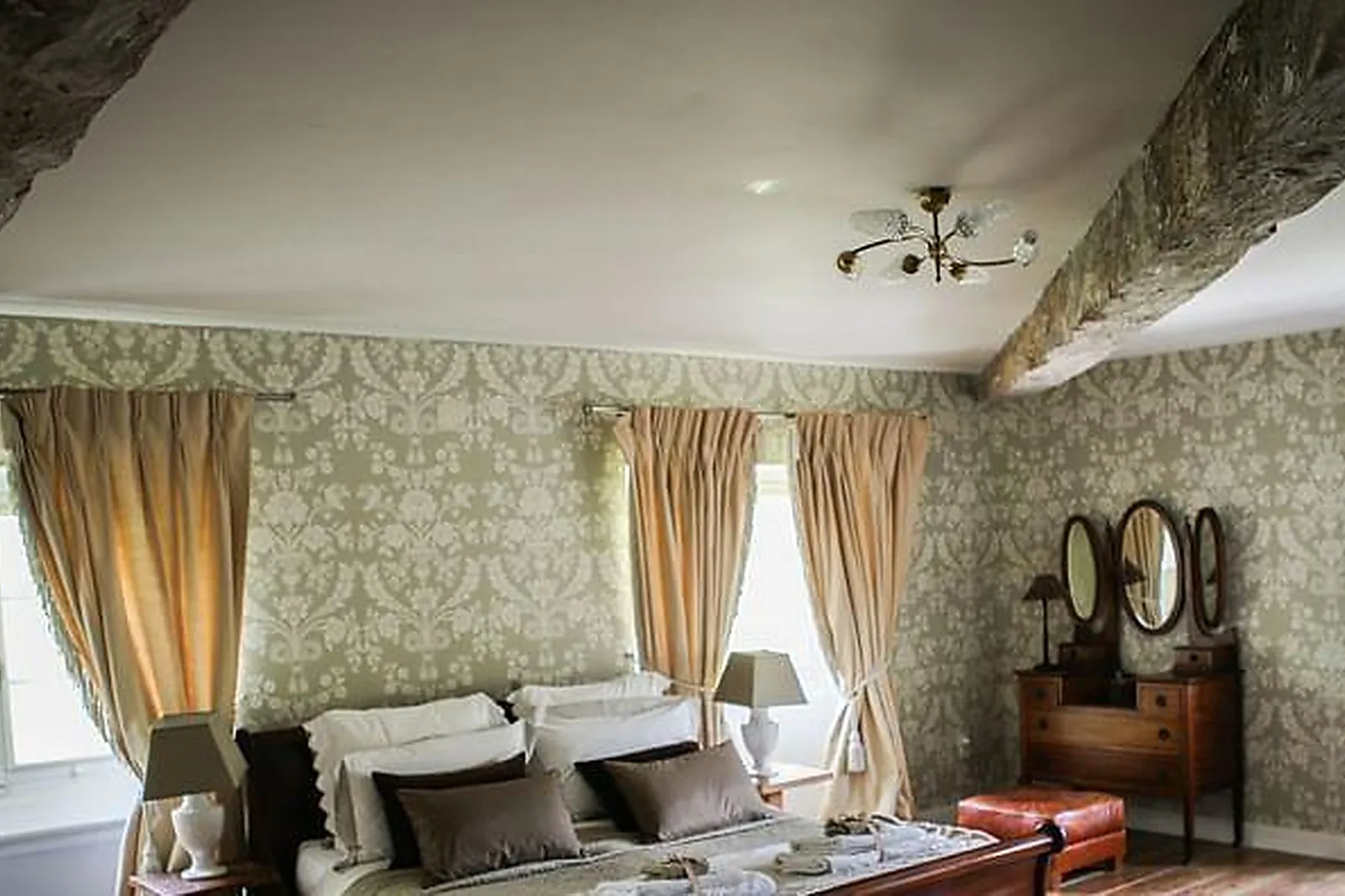 Lieux événementiels, CHATEAU DE LARTIGOLLE