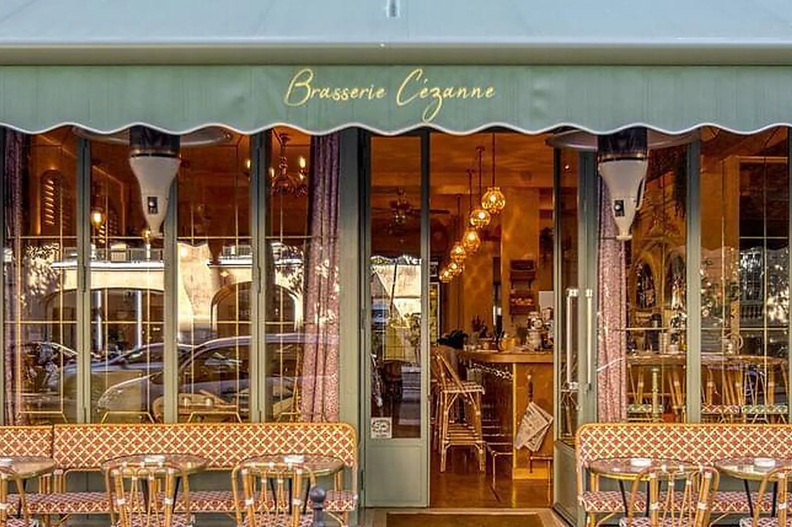 Lieux événementiels, CHEZ CÉZANNE