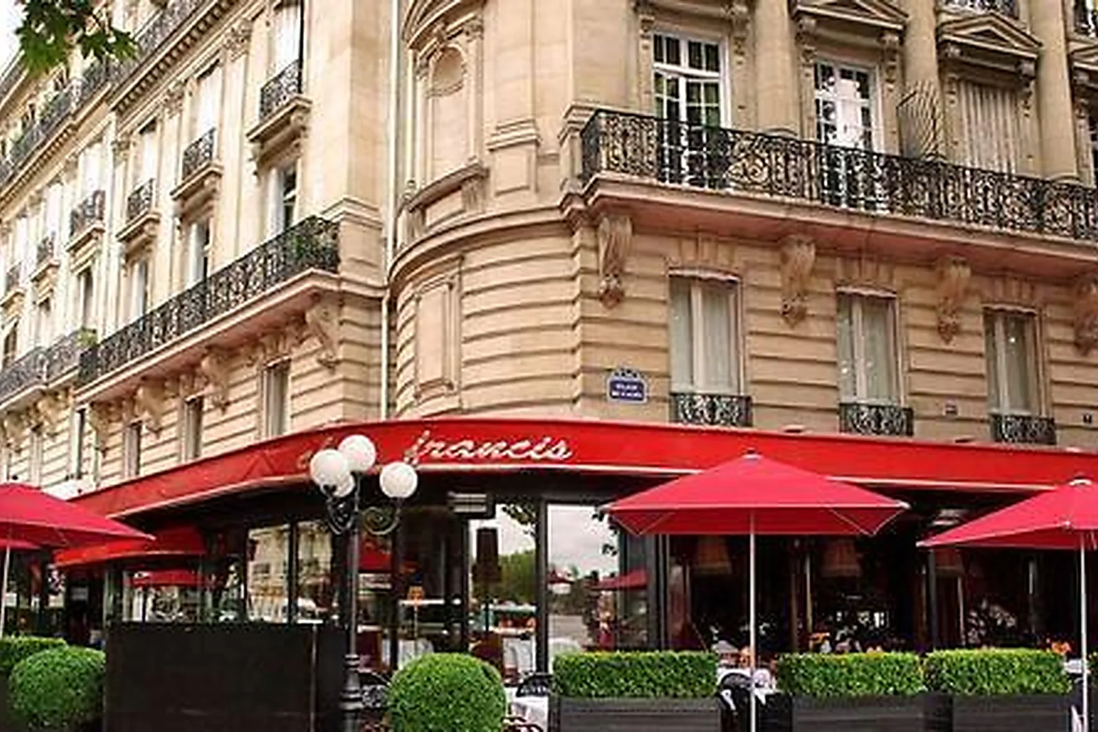 Lieux événementiels, CHEZ FRANCIS