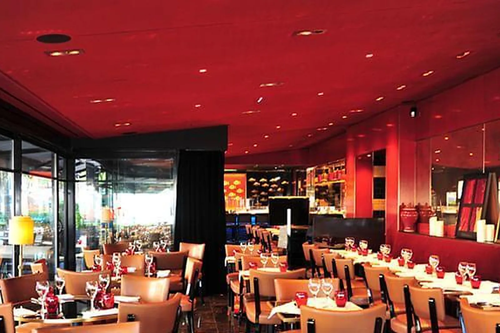 Lieux événementiels, CHEZ FRANCIS