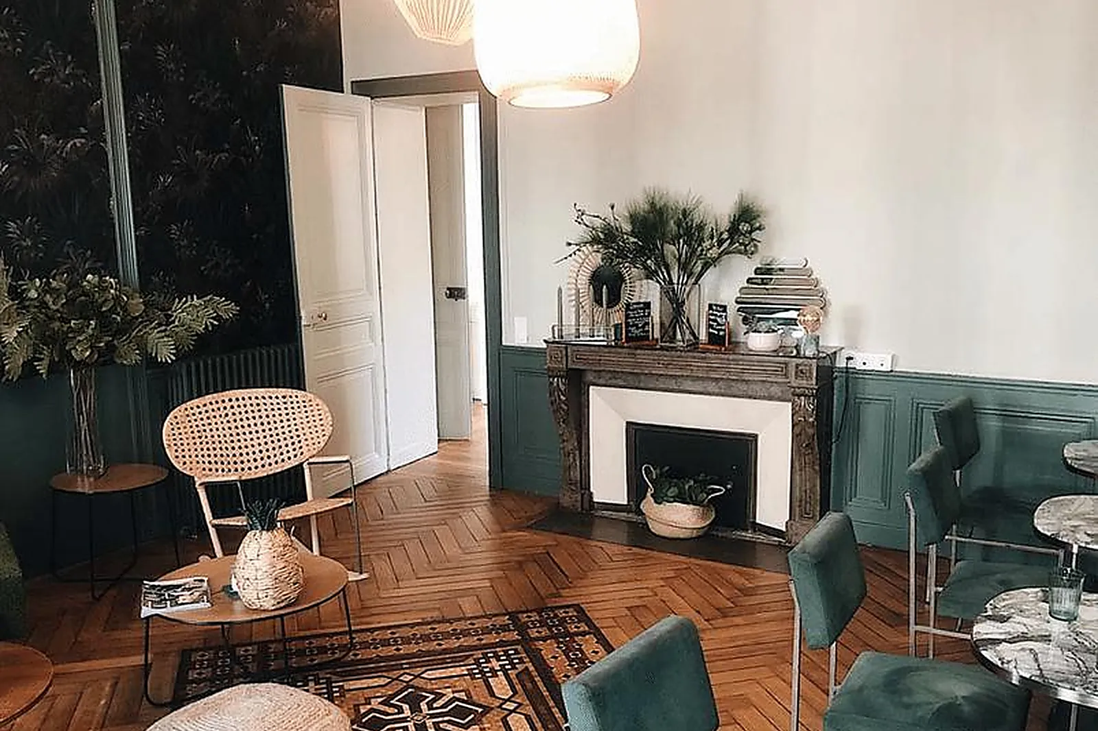 Lieux événementiels, CHEZ JUNE