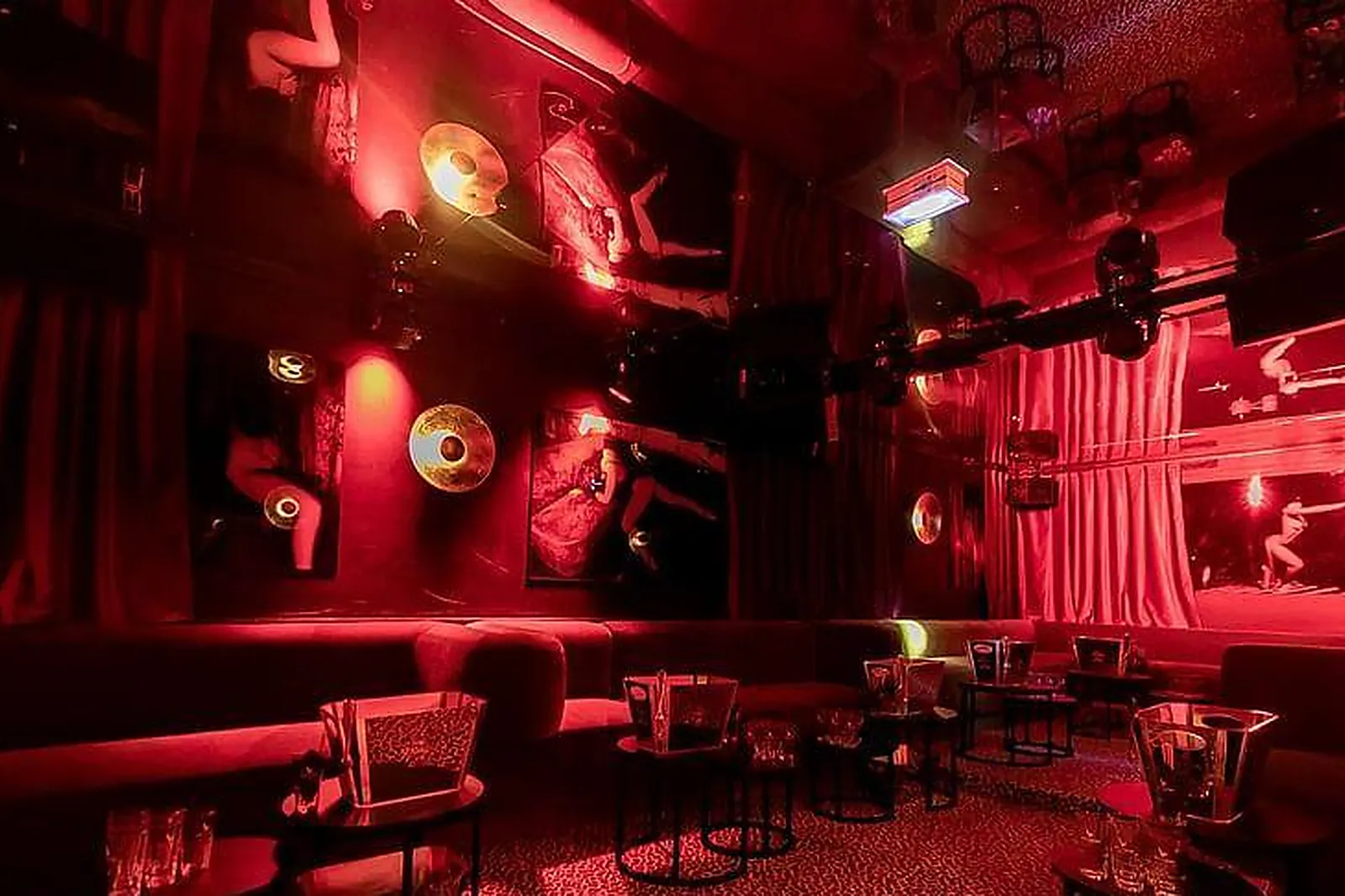 Lieux événementiels, CHEZ MOUNE