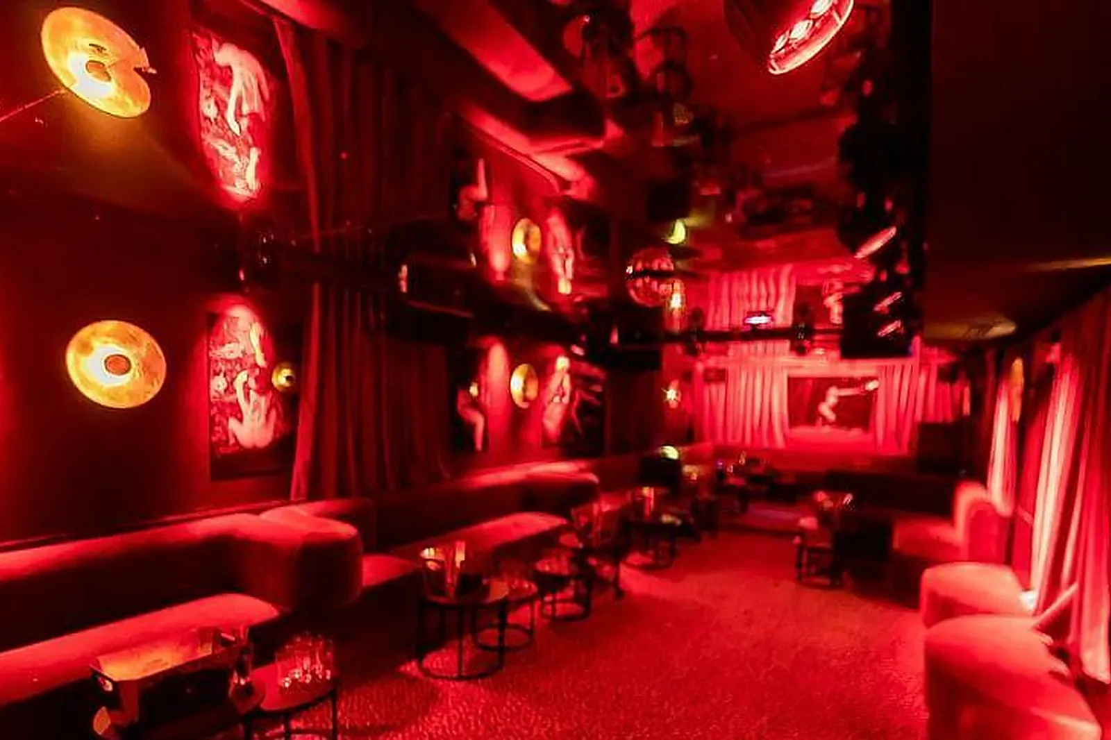 Lieux événementiels, CHEZ MOUNE