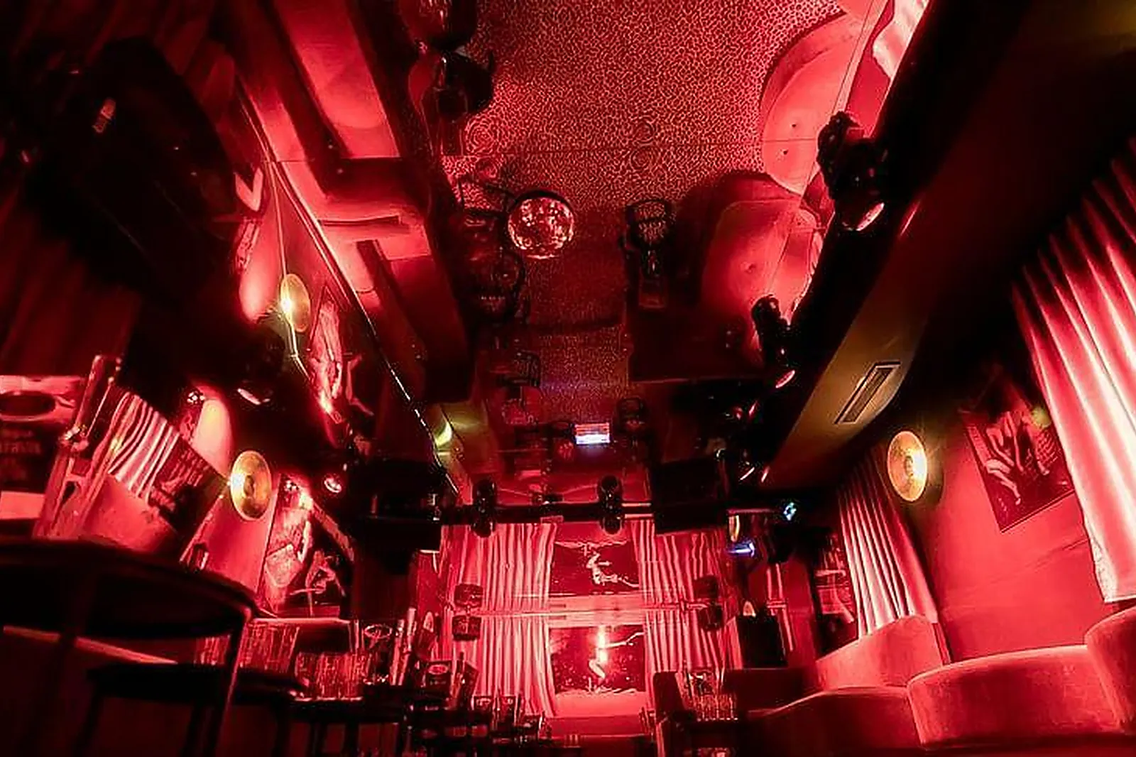 Lieux événementiels, CHEZ MOUNE