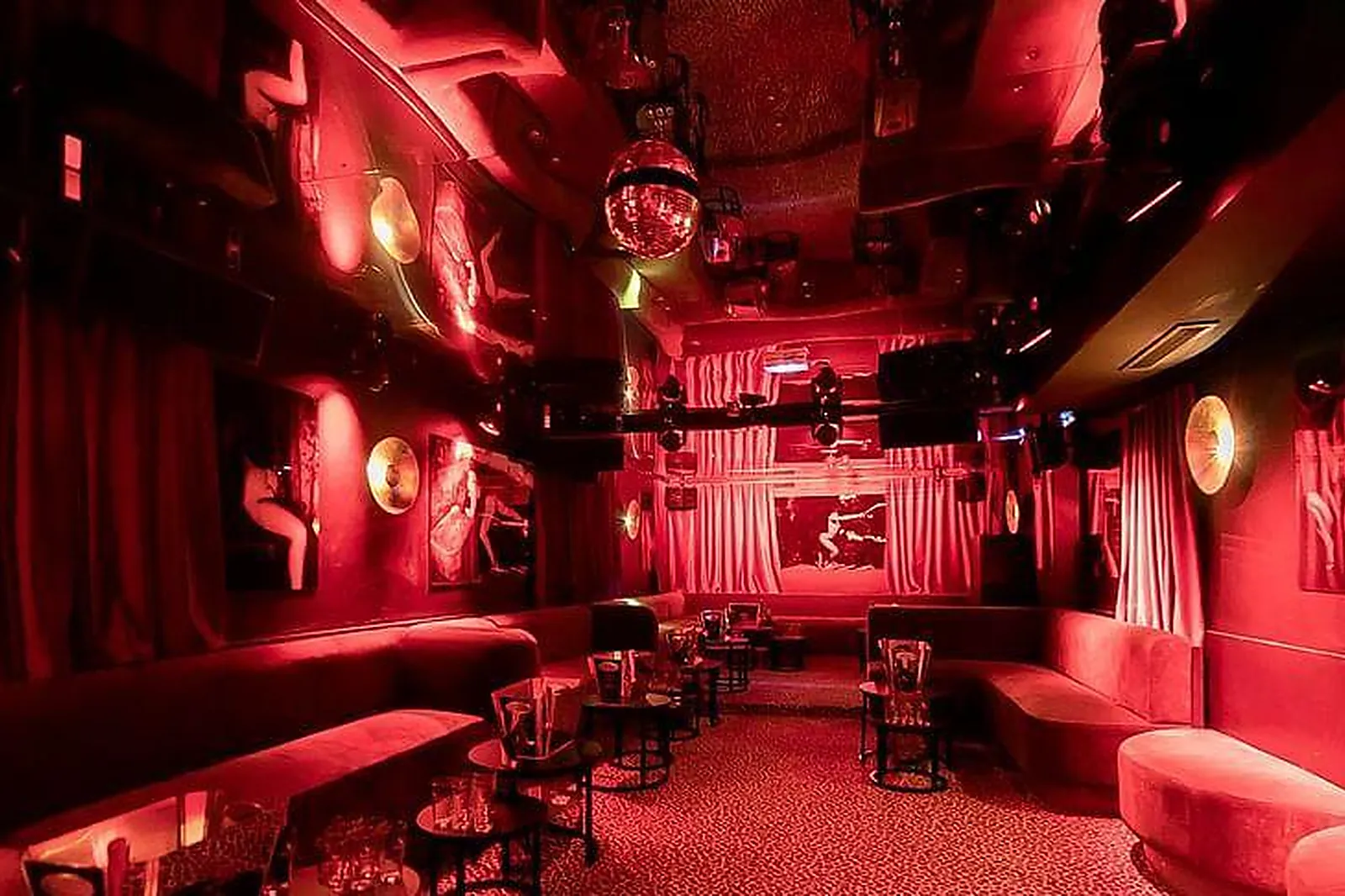 Lieux événementiels, CHEZ MOUNE