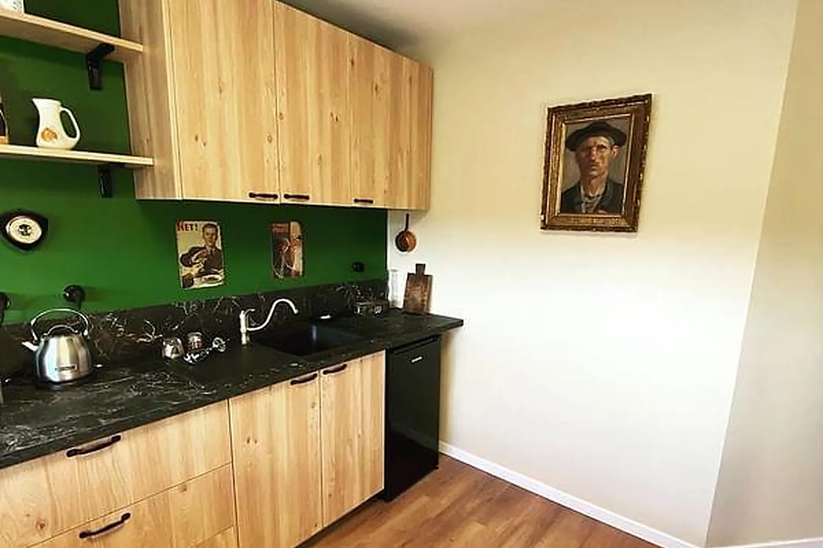 Lieux événementiels, CHEZ PÉPÉ