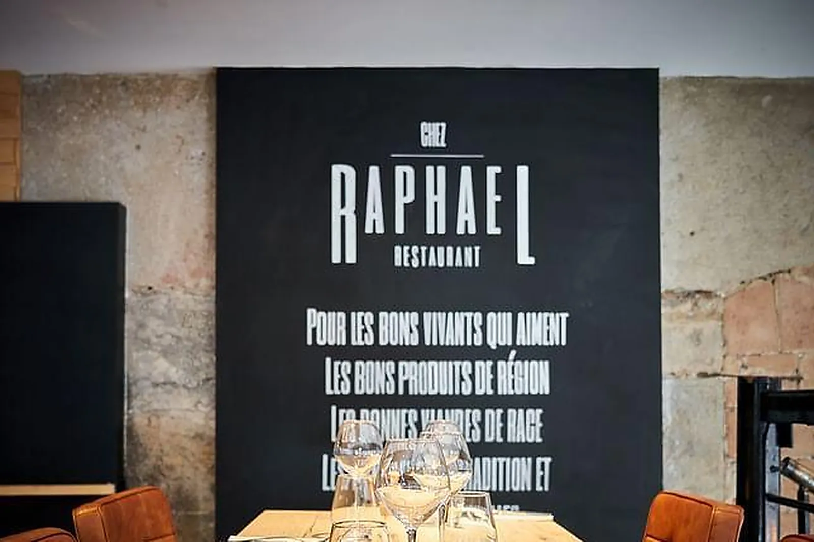 Lieux événementiels, CHEZ RAPHAËL