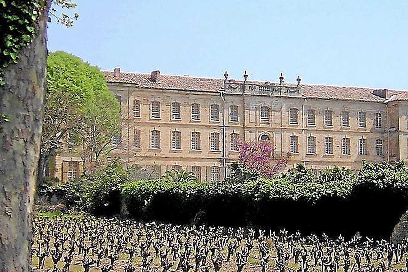 Lieux événementiels, CHÂTEAU-ABBAYE DE CASSAN