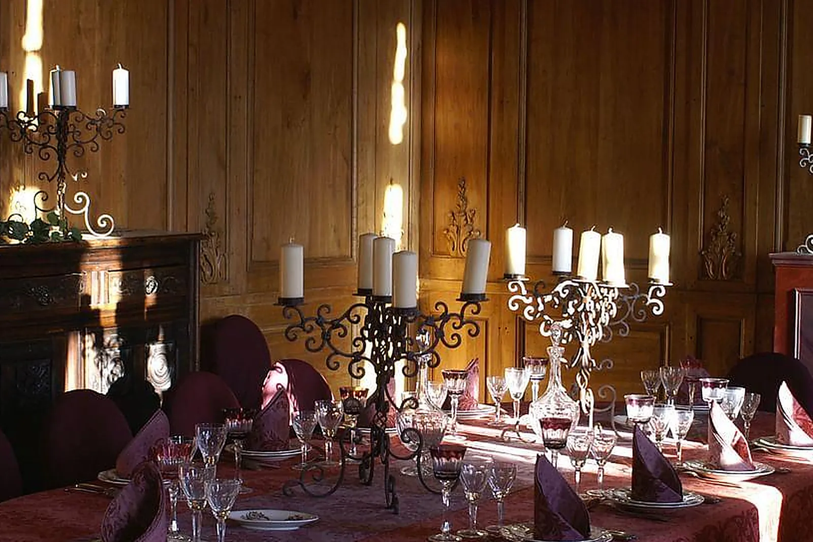 Lieux événementiels, CHÂTEAU-ABBAYE DE CASSAN