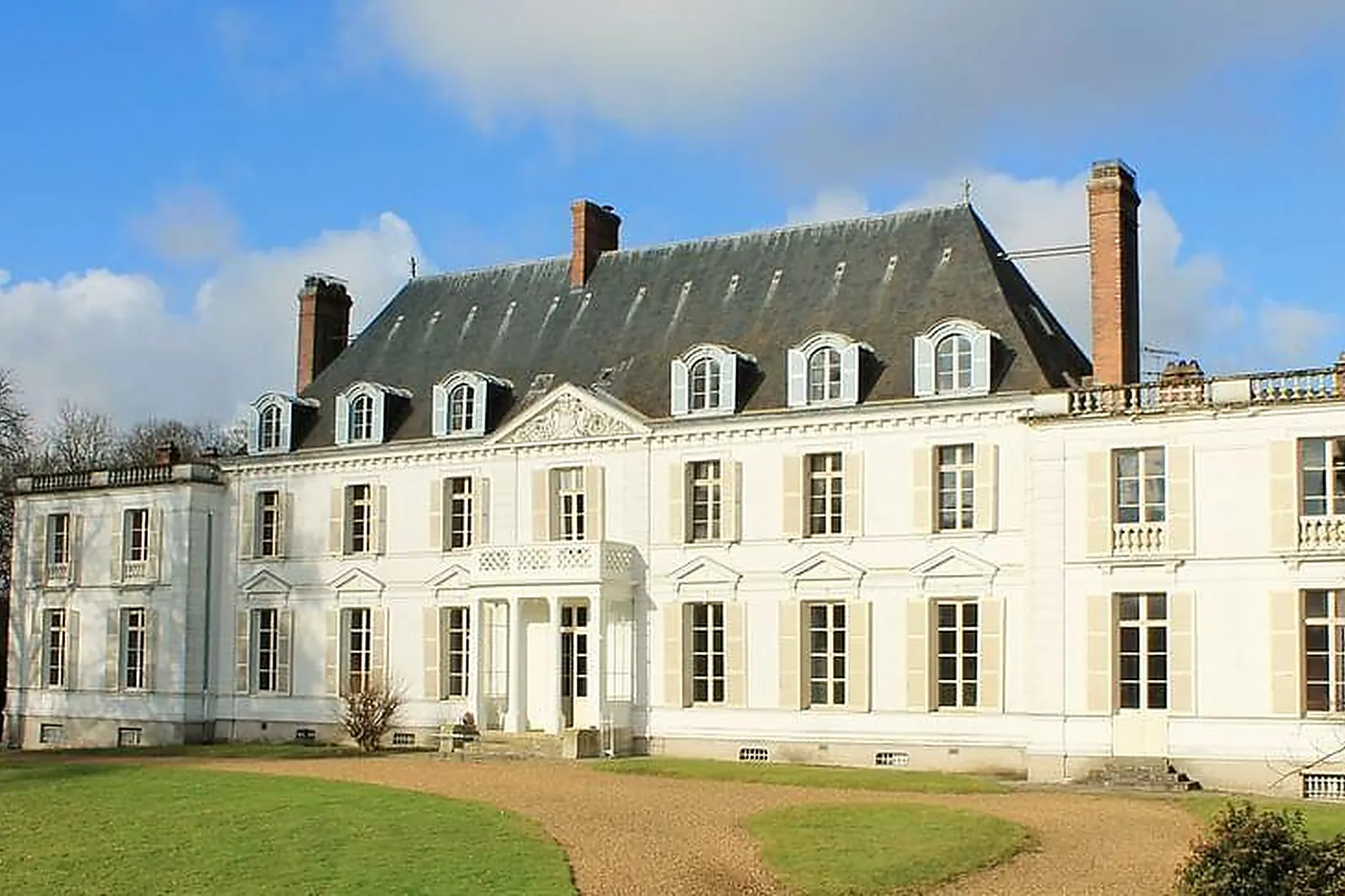 Lieux événementiels, CHÂTEAU BARTHÉLEMY