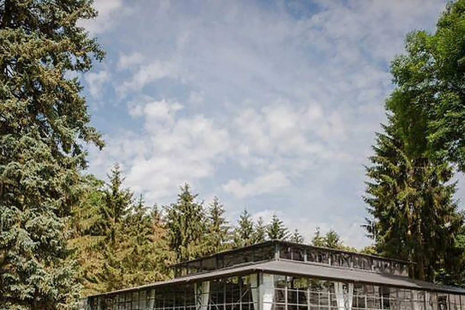 Lieux événementiels, CHÂTEAU BARTHÉLEMY