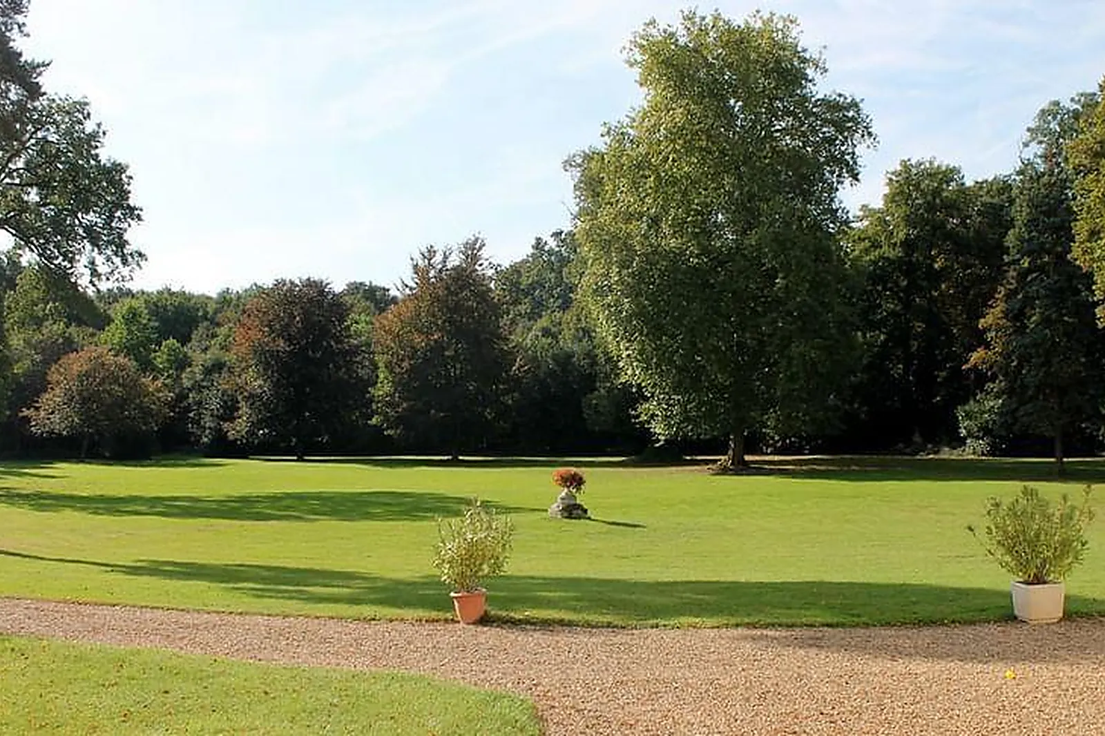 Lieux événementiels, CHÂTEAU BARTHÉLEMY