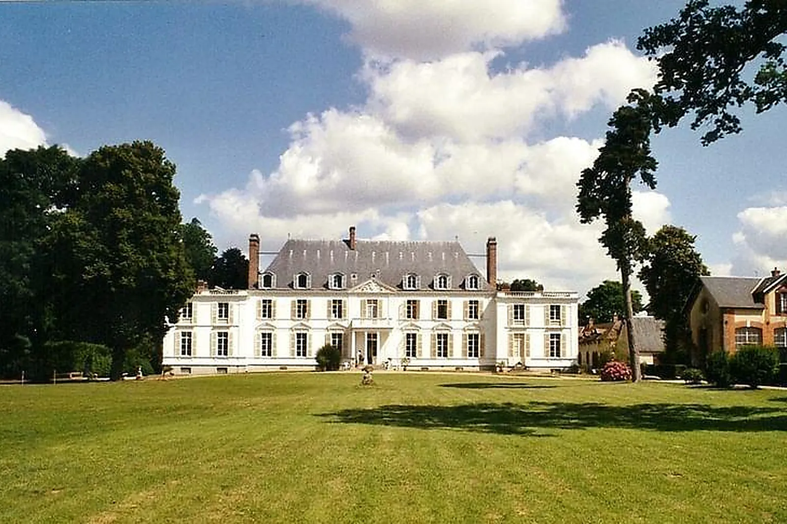Lieux événementiels, CHÂTEAU BARTHÉLEMY