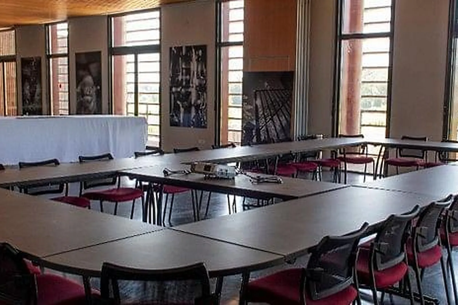 Lieux événementiels, CHÂTEAU COUHINS