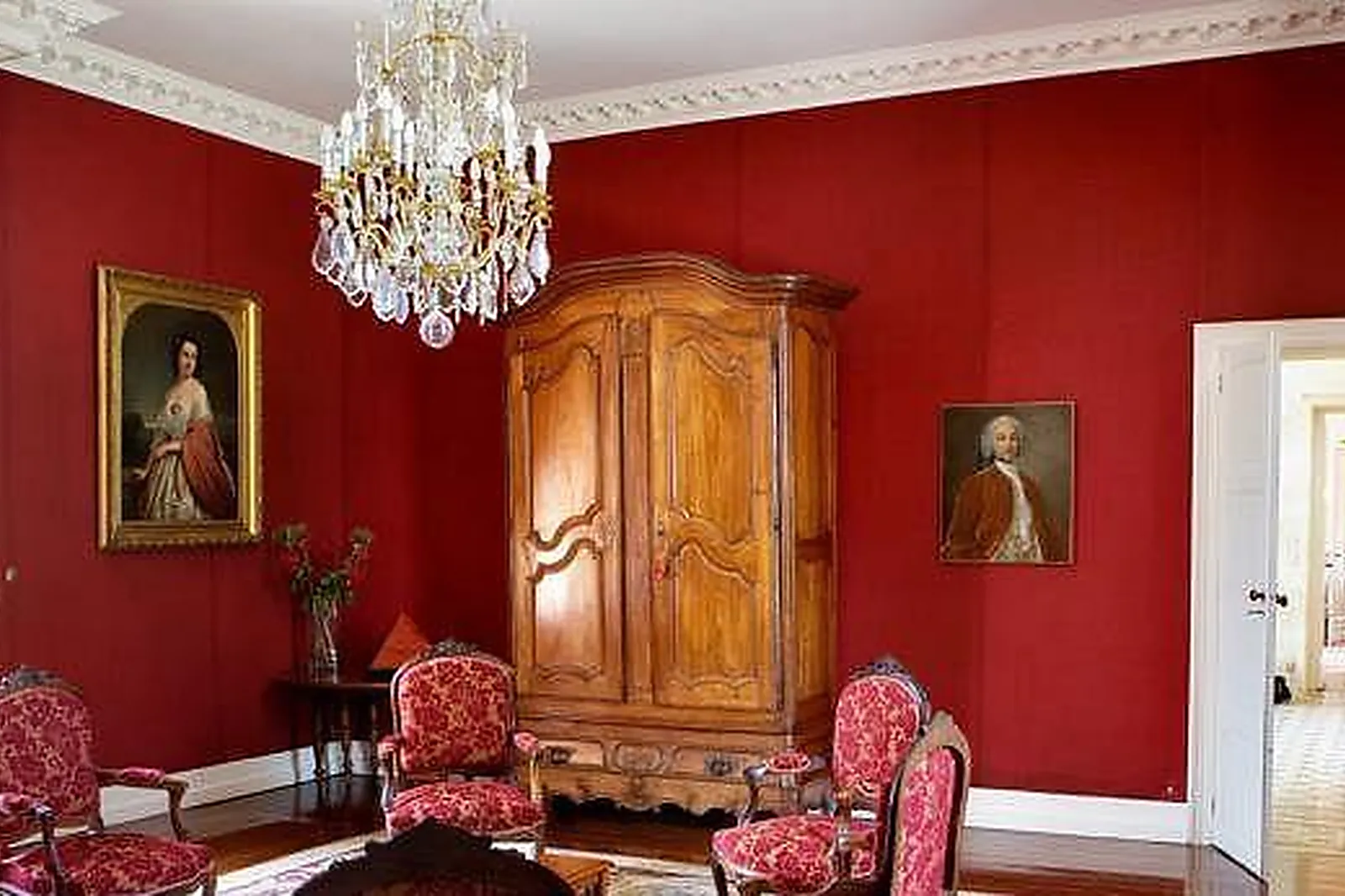 Lieux événementiels, CHÂTEAU FOMBRAUGE