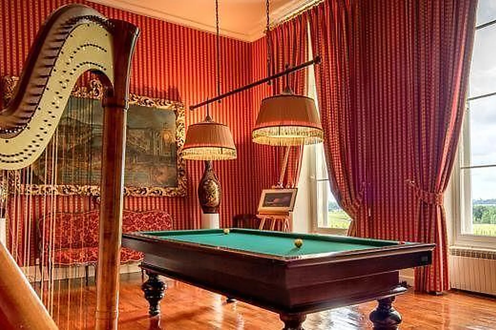 Lieux événementiels, CHÂTEAU FOMBRAUGE