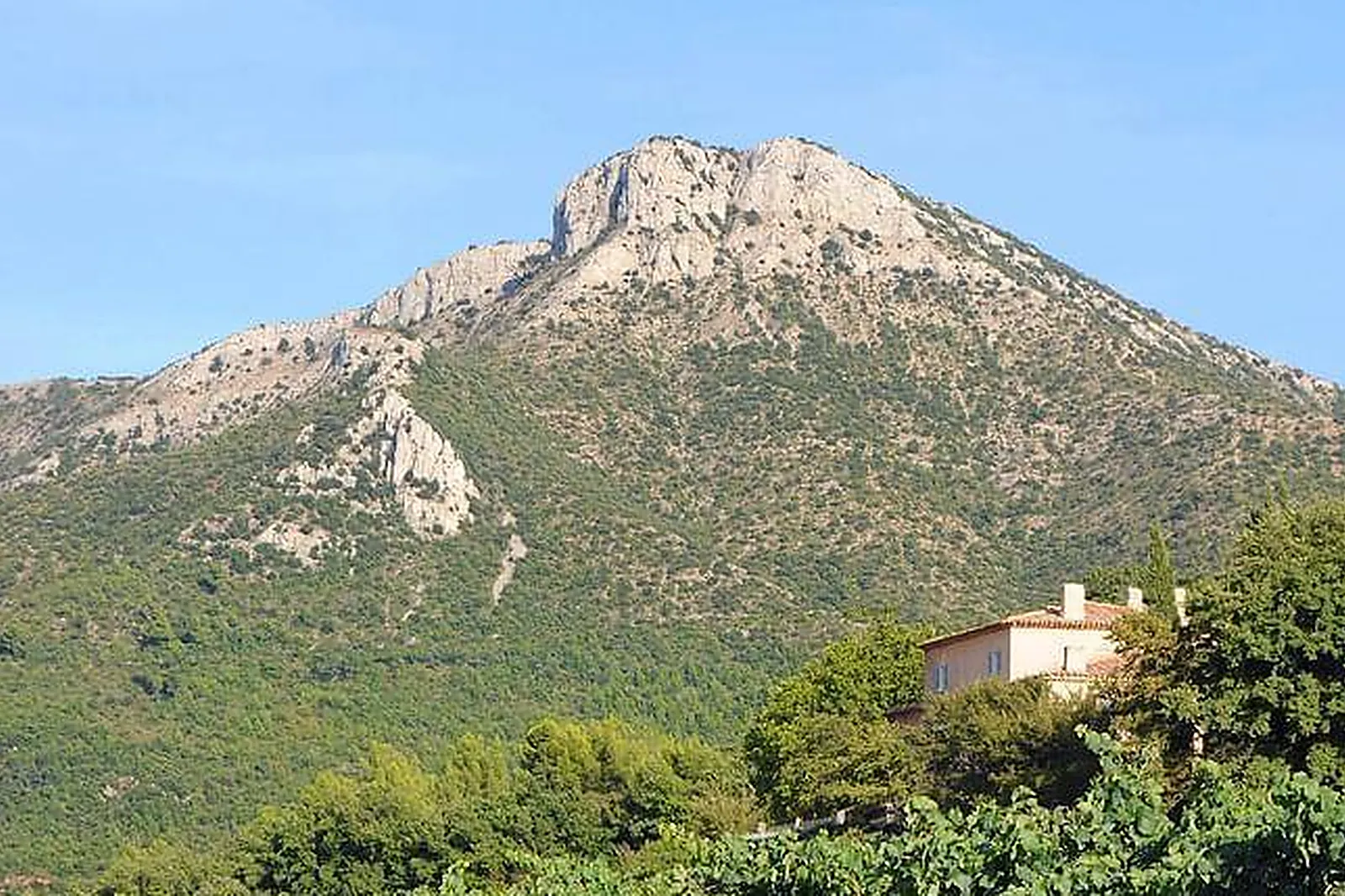 Lieux événementiels, LA BASTIDE DES CALANQUES