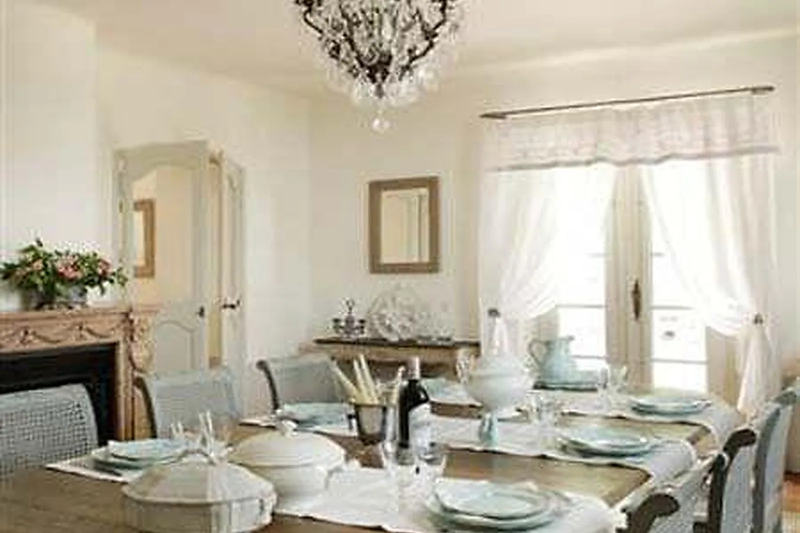 Lieux événementiels, LA BASTIDE DES CALANQUES