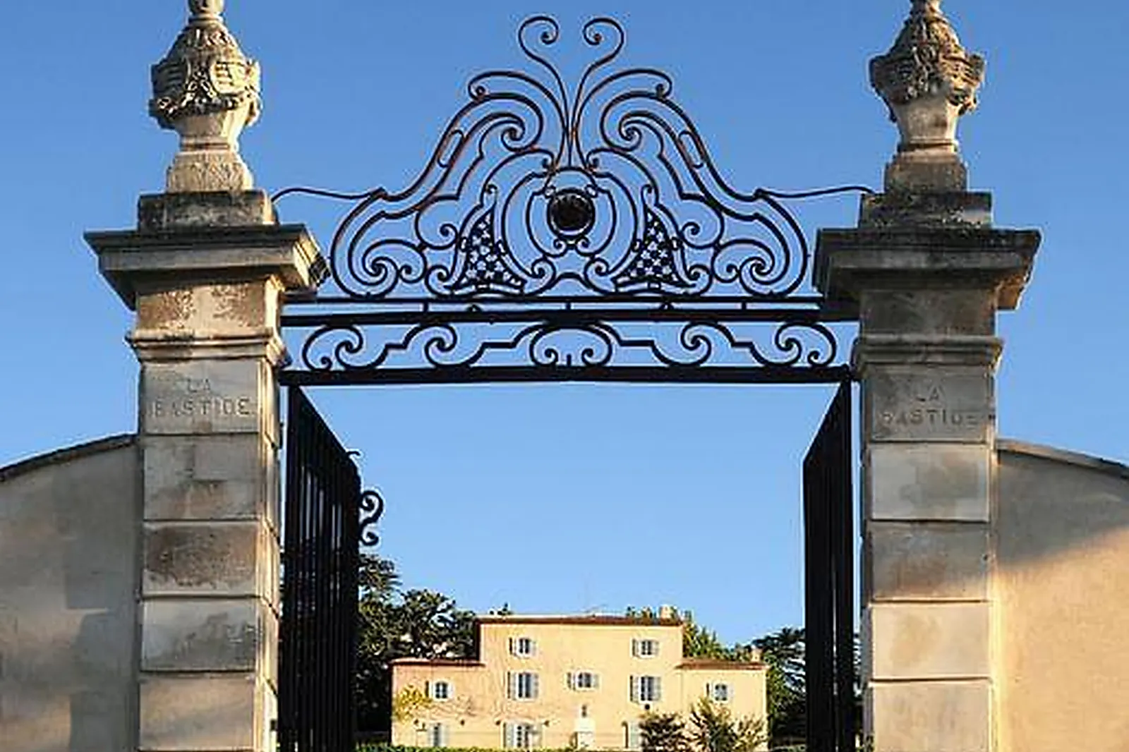 Lieux événementiels, LA BASTIDE DES CALANQUES