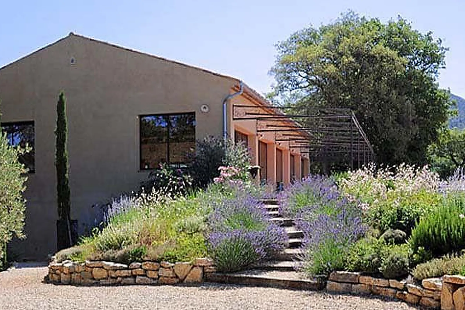 Lieux événementiels, LA BASTIDE DES CALANQUES