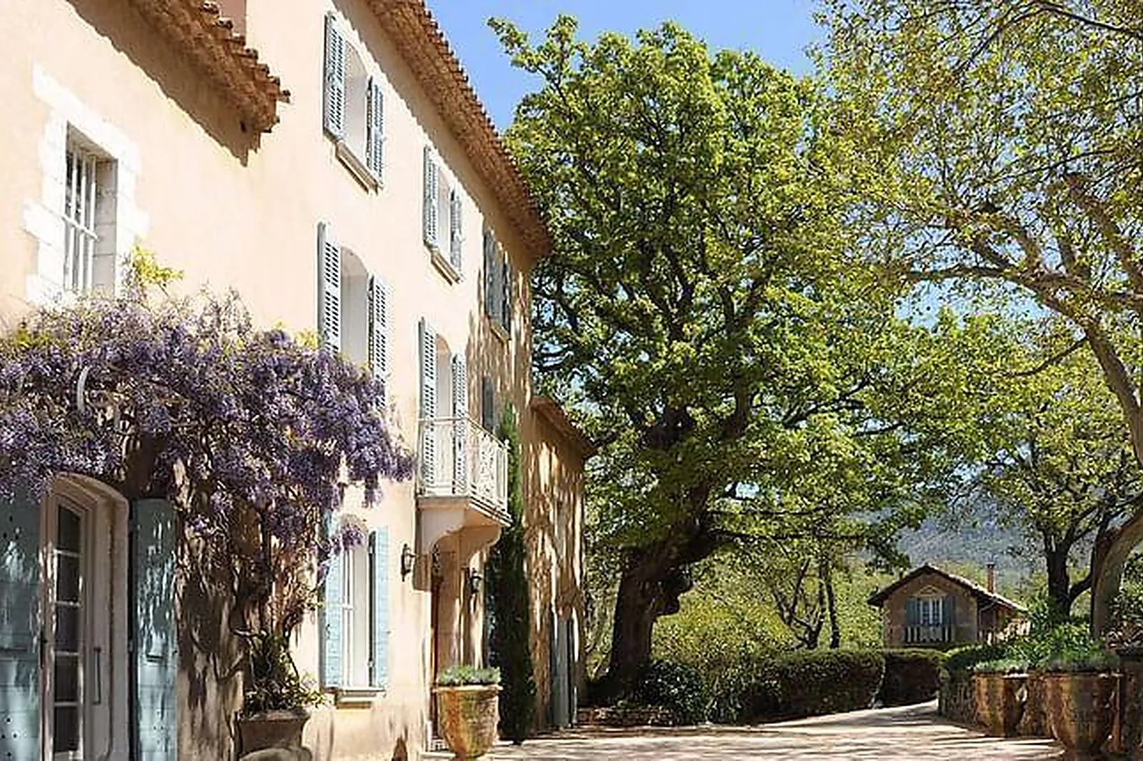 Lieux événementiels, LA BASTIDE DES CALANQUES