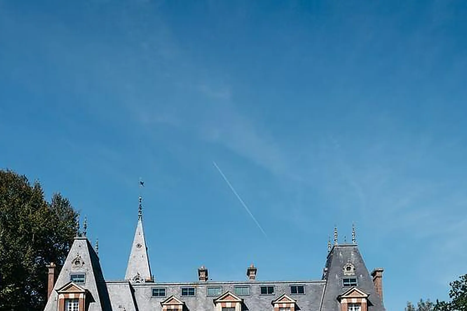 Lieux événementiels, DOXA - MANDEL