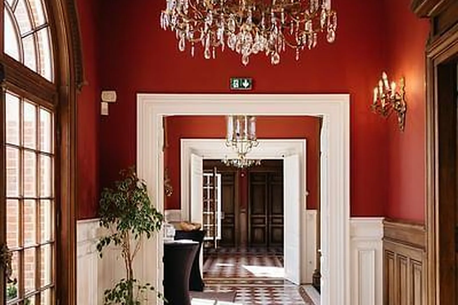 Lieux événementiels, DOXA - MANDEL