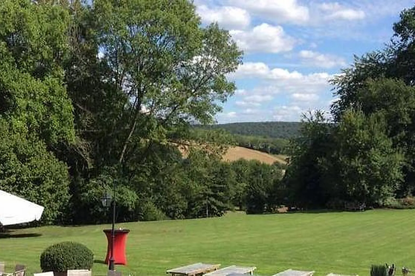 Lieux événementiels, DOXA - MANDEL