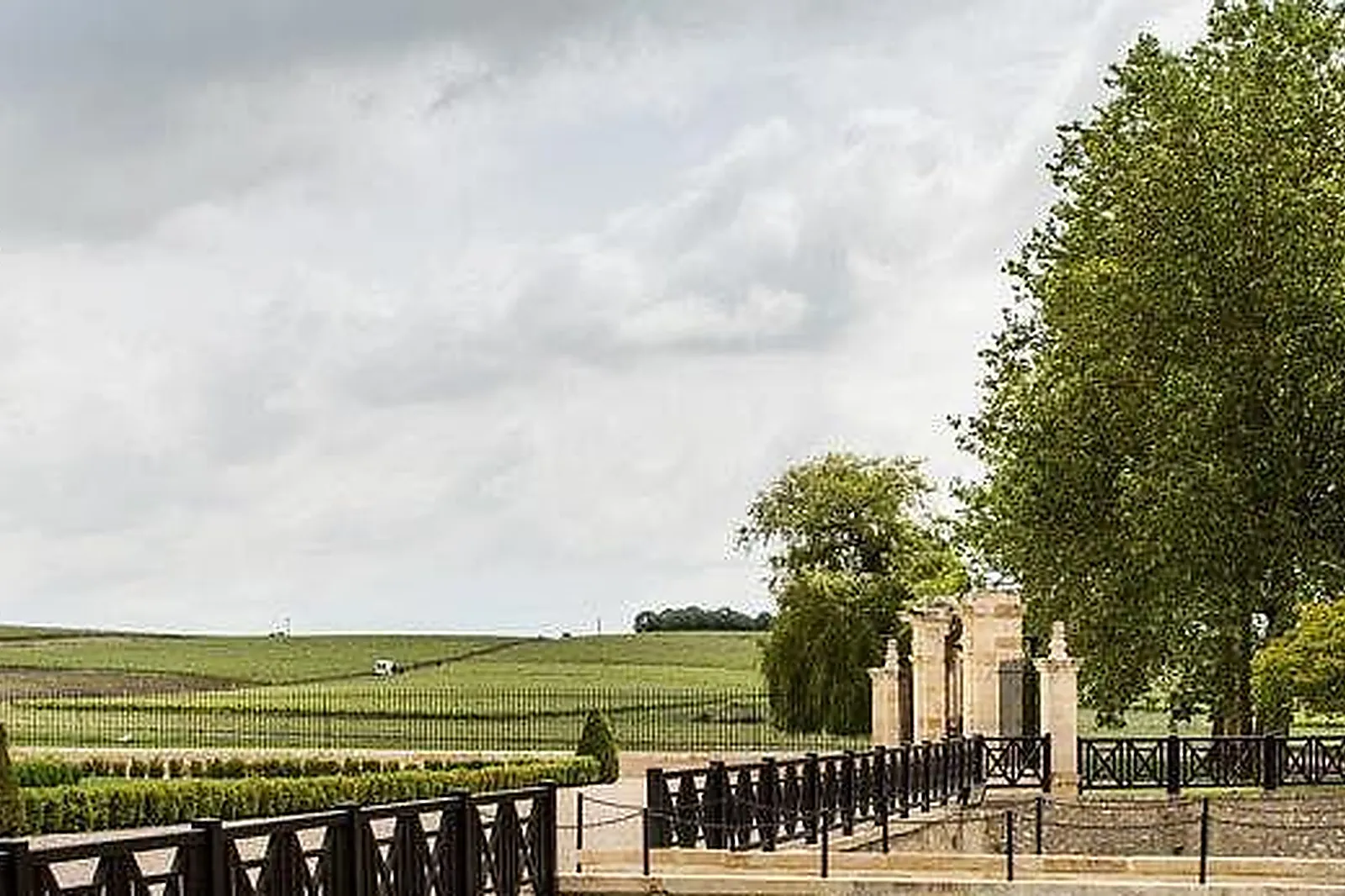 Lieux événementiels, LYS CONSEIL