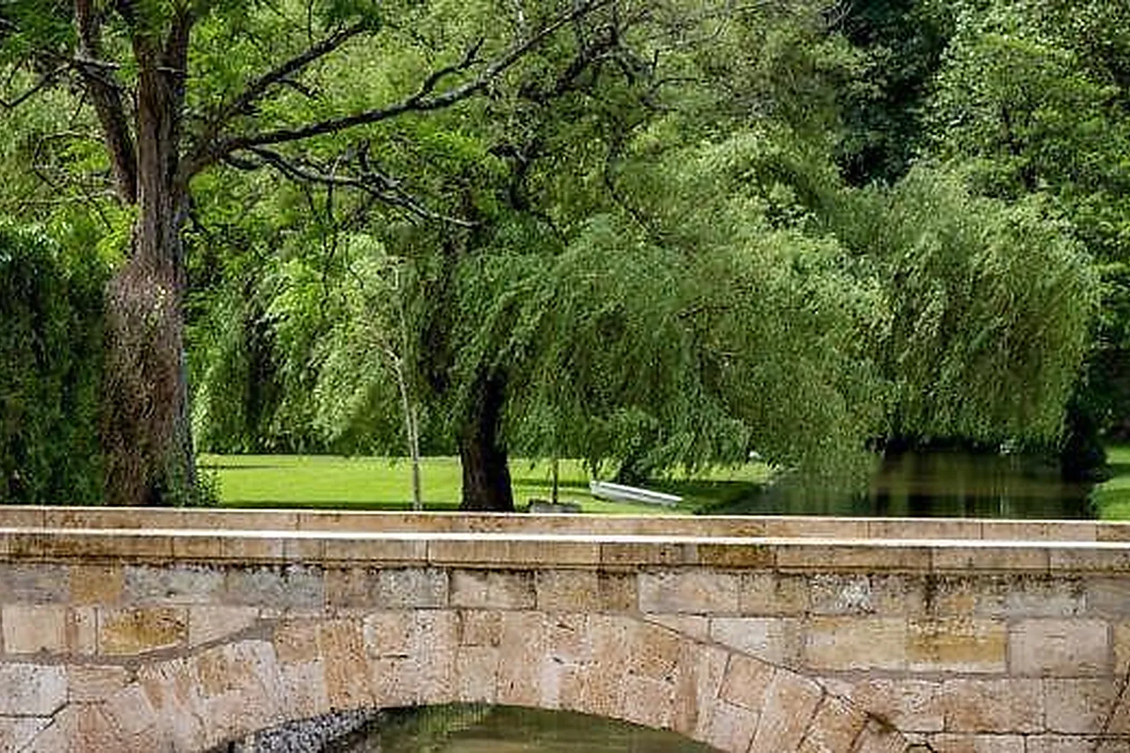Lieux événementiels, LYS CONSEIL