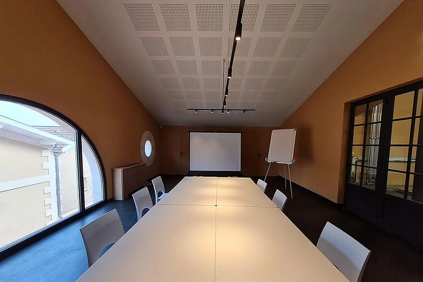 Lieux événementiels, I-FLOW