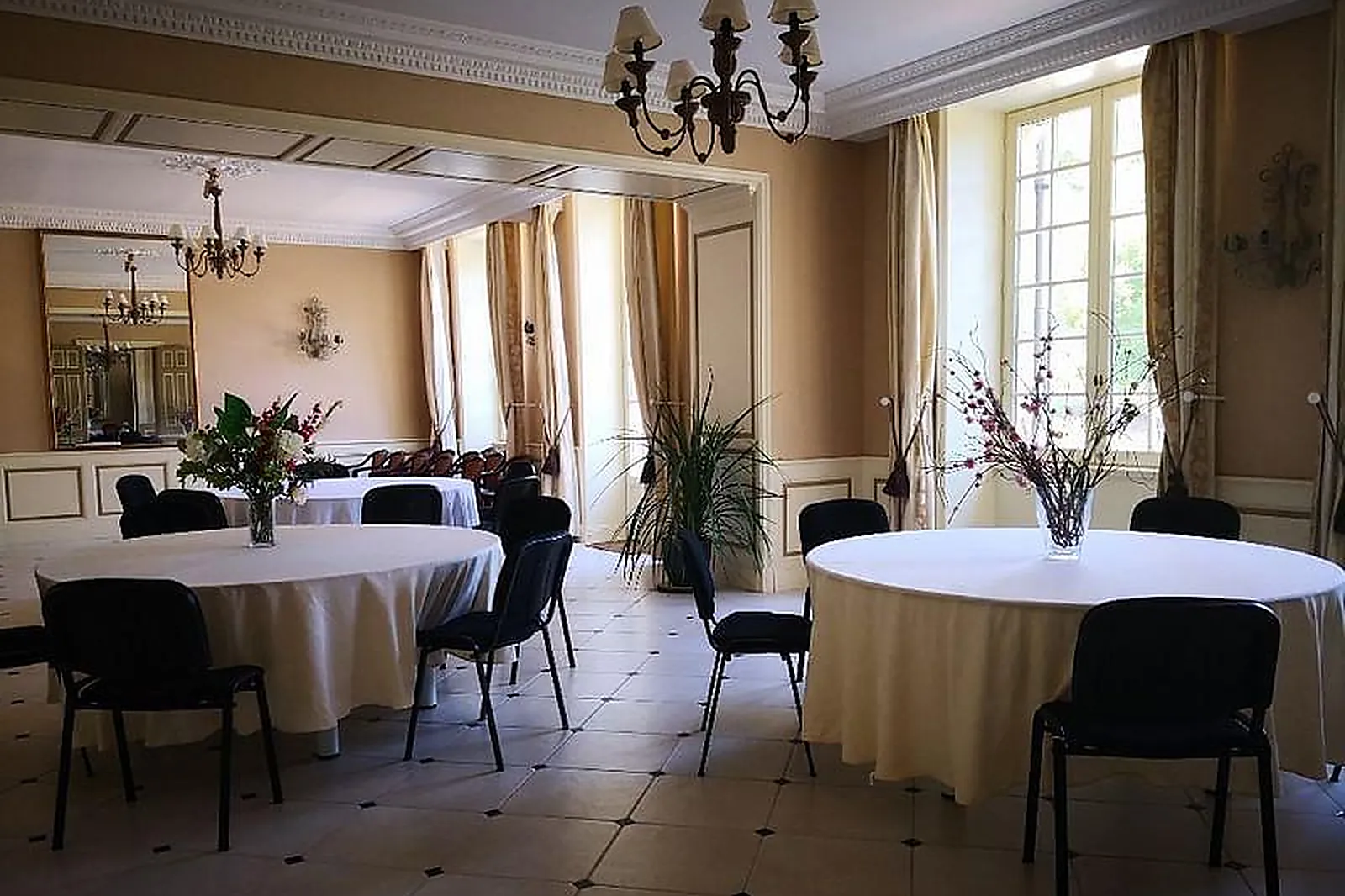 Lieux événementiels, CHÂTEAU SÉNAILHAC