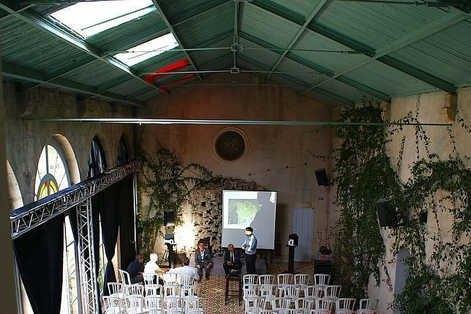 Lieux événementiels, CHÂTEAU D'ALPHÉRAN