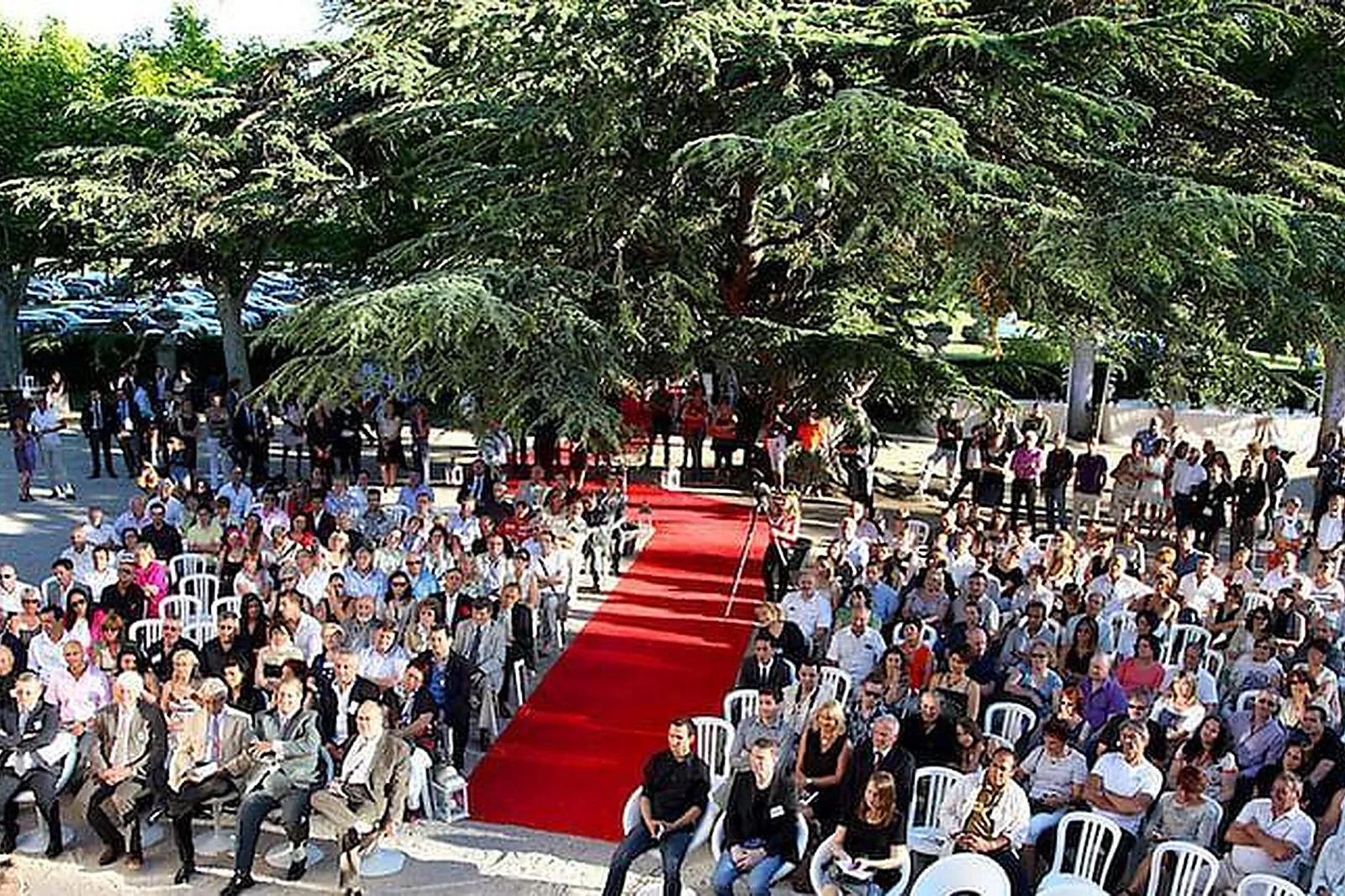 Lieux événementiels, CHÂTEAU D'ALPHÉRAN