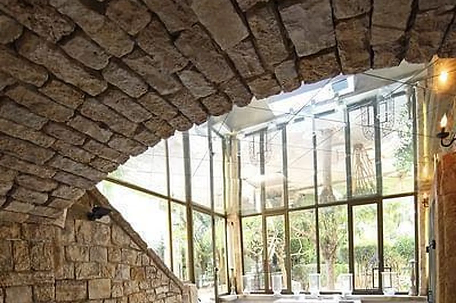 Lieux événementiels, CHÂTEAU D'ARPAILLARGUES ***