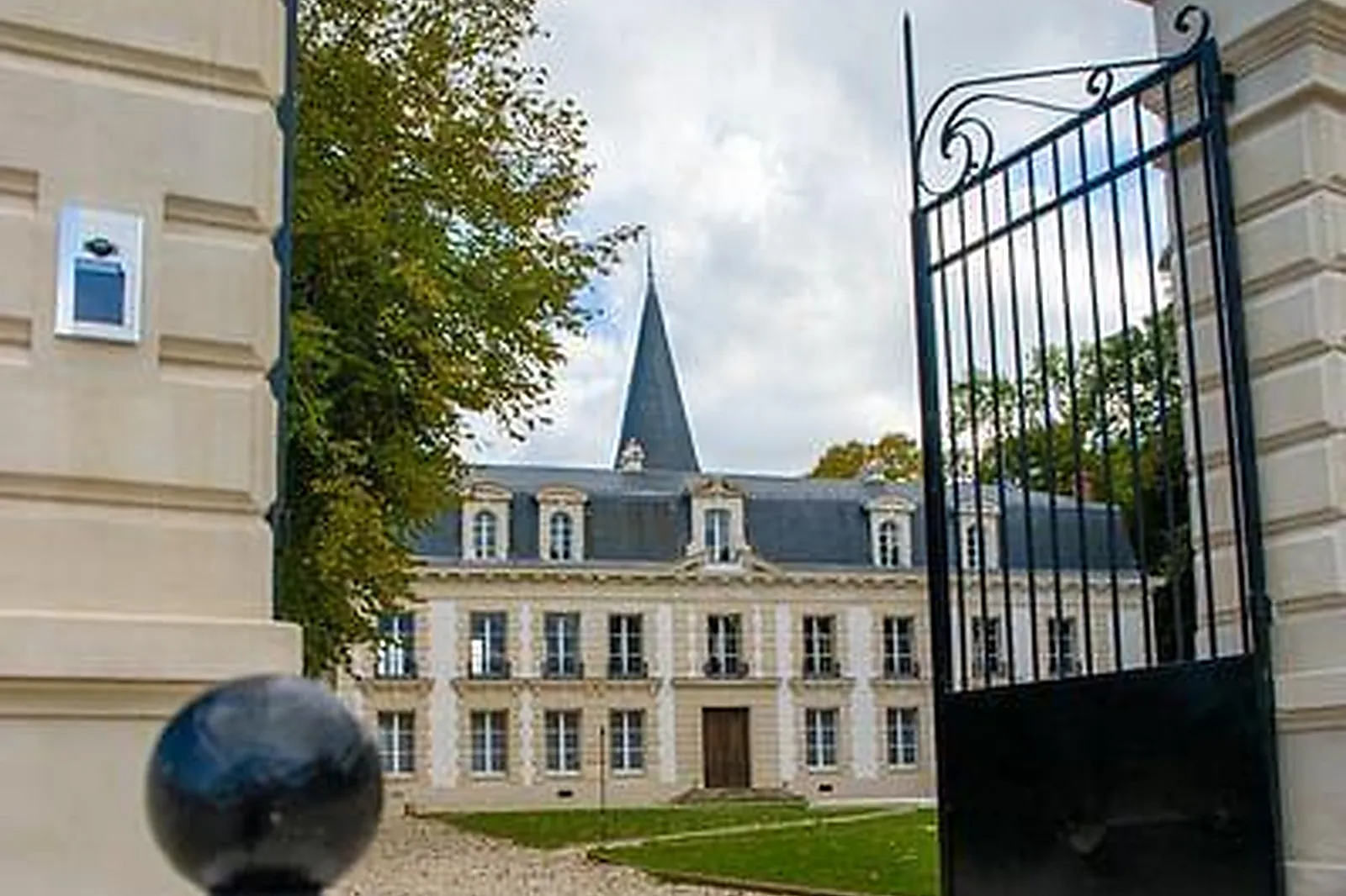Lieux événementiels, CHÂTEAU D'HARDRICOURT